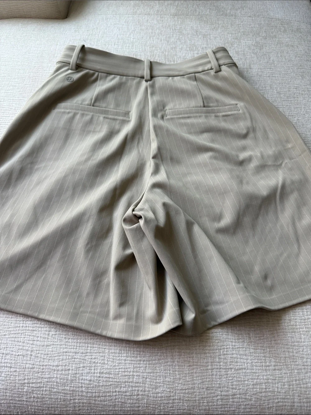 lululemon athletica High-Waist Pleated Shorts 7”